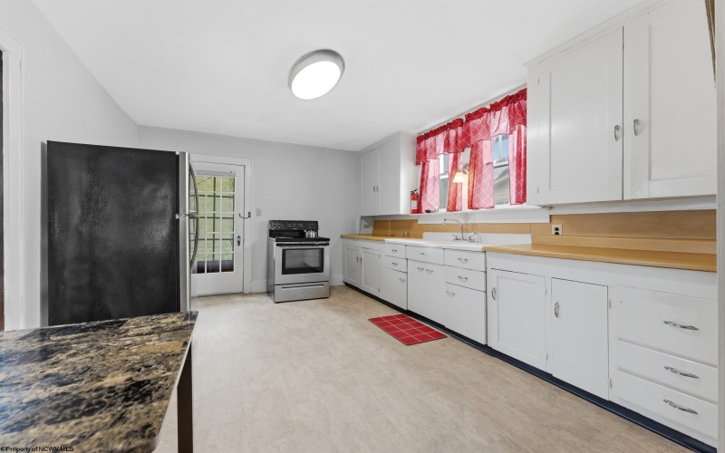 822 Main Street, Addison, Pennsylvania 15411, 2 Bedrooms Bedrooms, 5 Rooms Rooms,1 BathroomBathrooms,Single Family Detached,For Sale,Main,10164765