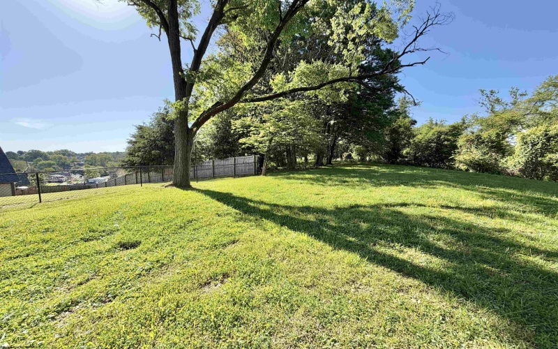 TBD Broadview Avenue, Fairmont, West Virginia 26554, ,Lots/land,For Sale,Broadview,10164781