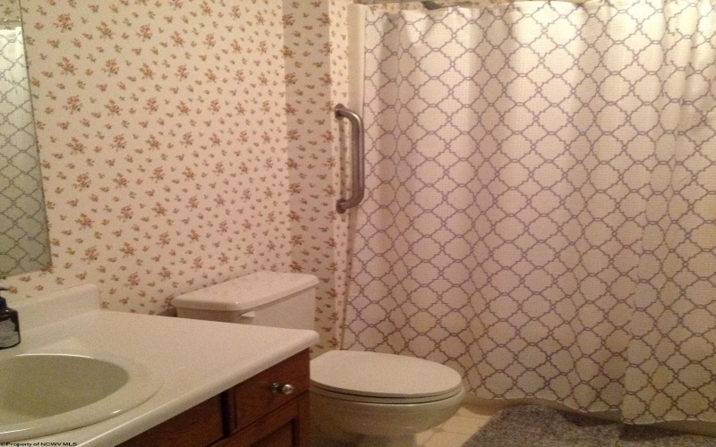 153 Windwood Drive, Morgantown, West Virginia 26505, 3 Bedrooms Bedrooms, 7 Rooms Rooms,3 BathroomsBathrooms,Residential Rentals,For Rent,Windwood,10164772 153 Windwood Drive, Morgantown, West Virginia 26505, 3 Bedrooms Bedrooms, 7 Rooms Rooms,3 BathroomsBathrooms,Residential Rentals,For Rent,Windwood,10164772