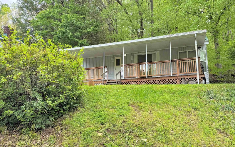 1418 CHERRY RUN Road, Grafton, West Virginia 26354, 2 Bedrooms Bedrooms, 6 Rooms Rooms,1 BathroomBathrooms,Single Family Detached,For Sale,CHERRY RUN,10164792