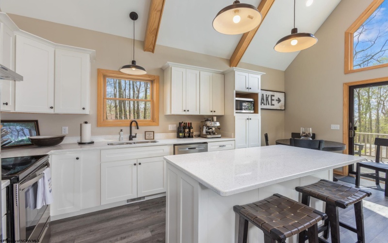 134 Day Lily Circle, Terra Alta, West Virginia 26764, 3 Bedrooms Bedrooms, 6 Rooms Rooms,2 BathroomsBathrooms,Single Family Detached,For Sale,Day Lily,10164769