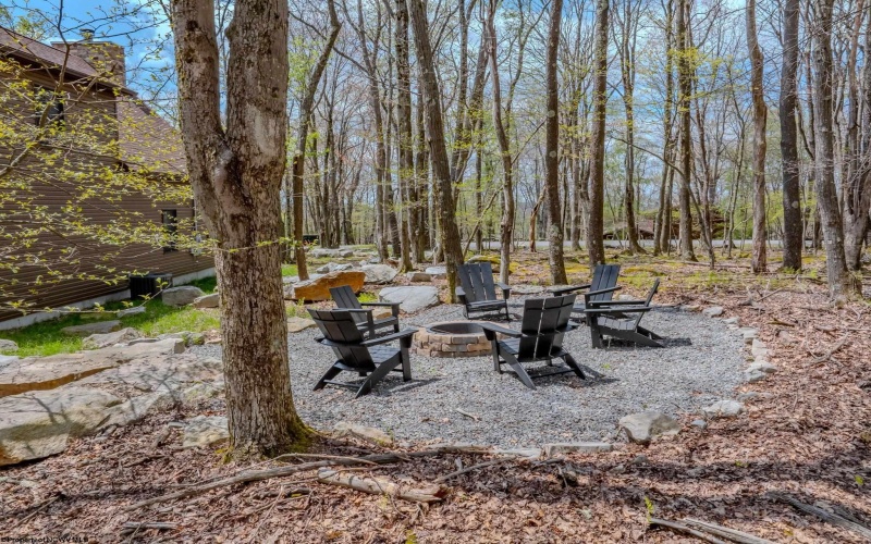 134 Day Lily Circle, Terra Alta, West Virginia 26764, 3 Bedrooms Bedrooms, 6 Rooms Rooms,2 BathroomsBathrooms,Single Family Detached,For Sale,Day Lily,10164769