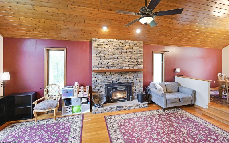 17 GOLDFINCH Lane, Terra Alta, West Virginia 26764, 3 Bedrooms Bedrooms, 7 Rooms Rooms,3 BathroomsBathrooms,Single Family Detached,For Sale,GOLDFINCH,10164785