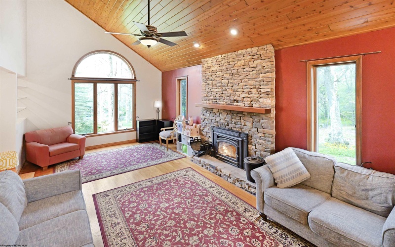 17 GOLDFINCH Lane, Terra Alta, West Virginia 26764, 3 Bedrooms Bedrooms, 7 Rooms Rooms,3 BathroomsBathrooms,Single Family Detached,For Sale,GOLDFINCH,10164785