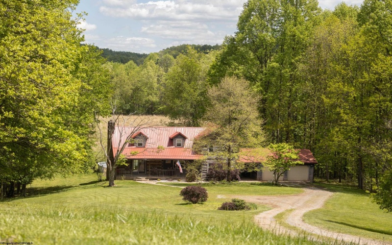 358 Marjorie Ann Drive, Buckhannon, West Virginia 26201, 3 Bedrooms Bedrooms, 6 Rooms Rooms,2 BathroomsBathrooms,Single Family Detached,For Sale,Marjorie Ann,10164780