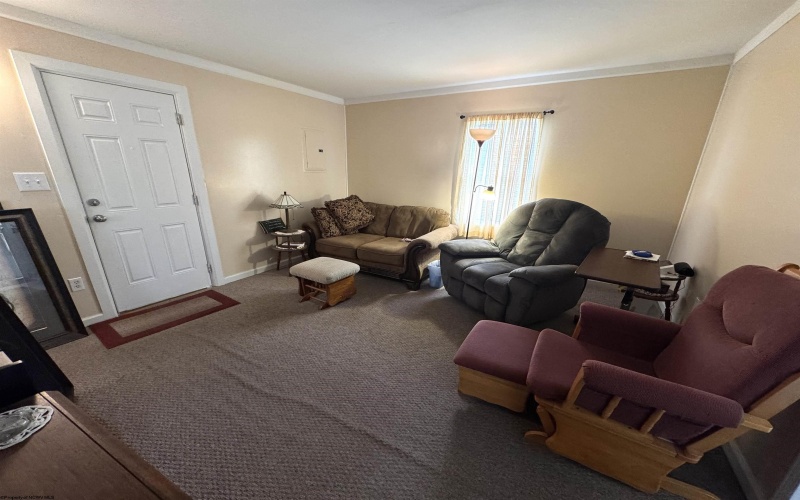 617 Virginia Avenue, Fairmont, West Virginia 26554, 3 Bedrooms Bedrooms, 6 Rooms Rooms,1 BathroomBathrooms,Single Family Detached,For Sale,Virginia,10164779