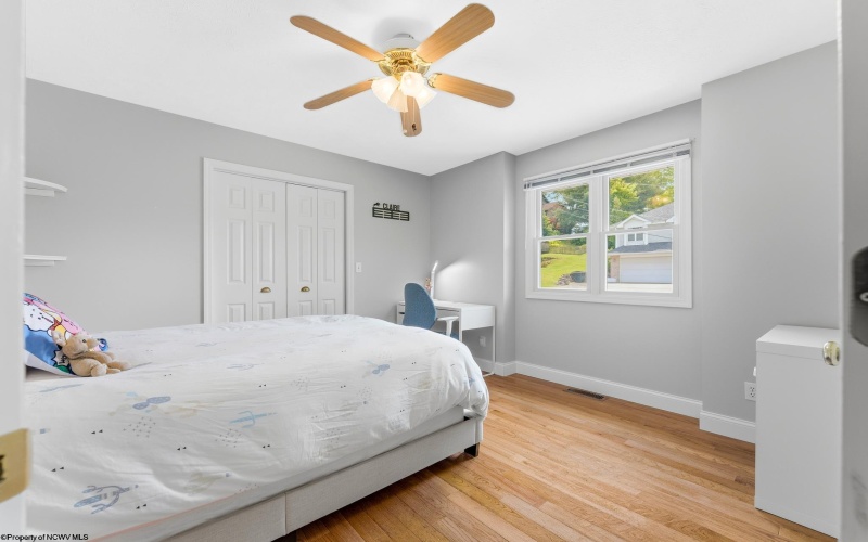 911 Richard Place, Morgantown, West Virginia 26505, 3 Bedrooms Bedrooms, 12 Rooms Rooms,3 BathroomsBathrooms,Single Family Detached,For Sale,Richard,10164799