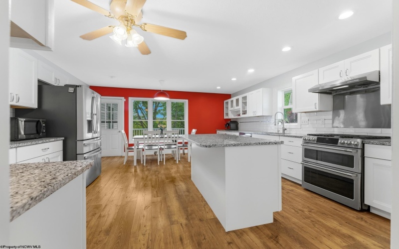911 Richard Place, Morgantown, West Virginia 26505, 3 Bedrooms Bedrooms, 12 Rooms Rooms,3 BathroomsBathrooms,Single Family Detached,For Sale,Richard,10164799