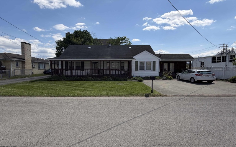 100 Grant Street, Elkins, West Virginia 26241, 5 Bedrooms Bedrooms, 11 Rooms Rooms,2 BathroomsBathrooms,Single Family Detached,For Sale,Grant,10164797