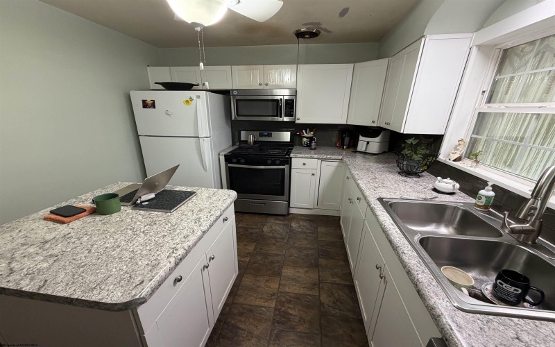 100 Grant Street, Elkins, West Virginia 26241, 5 Bedrooms Bedrooms, 11 Rooms Rooms,2 BathroomsBathrooms,Single Family Detached,For Sale,Grant,10164797