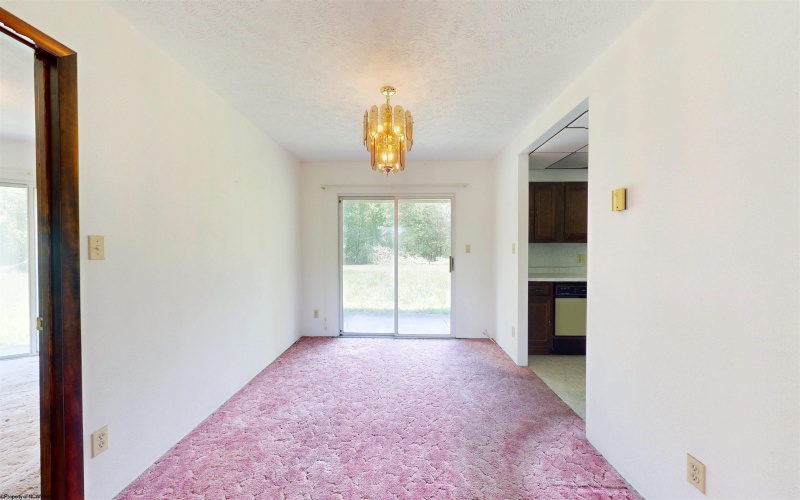 144 Sunset Drive, Grafton, West Virginia 26354, 5 Bedrooms Bedrooms, 10 Rooms Rooms,2 BathroomsBathrooms,Single Family Detached,For Sale,Sunset,10164796