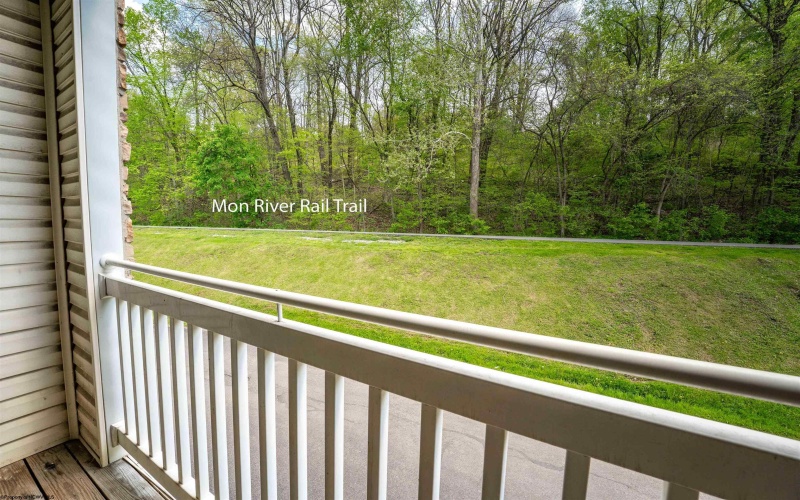 7205 University Commons Drive, Morgantown, West Virginia 26505, 4 Bedrooms Bedrooms, 6 Rooms Rooms,4 BathroomsBathrooms,Single Family Attached,For Sale,University Commons,10164794