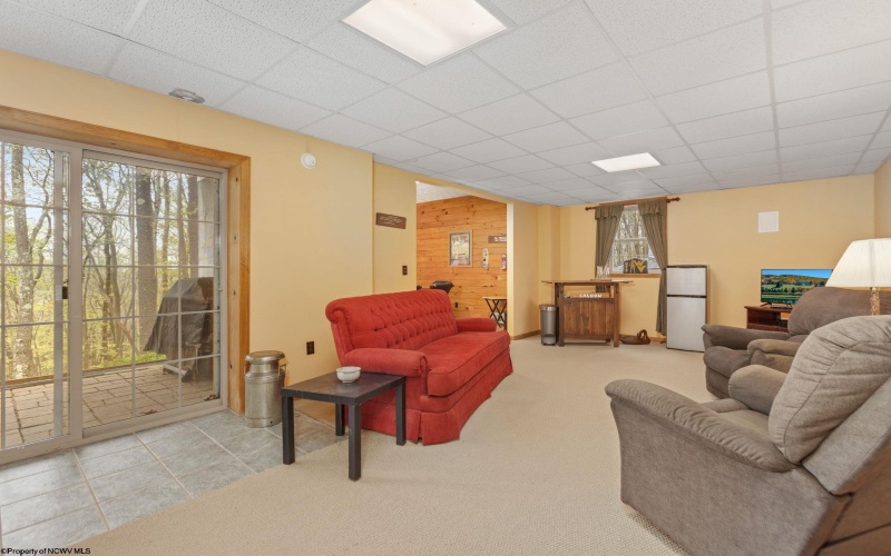 1755 Alpine Drive, Terra Alta, West Virginia 26764, 3 Bedrooms Bedrooms, 14 Rooms Rooms,2 BathroomsBathrooms,Single Family Detached,For Sale,Alpine,10164795