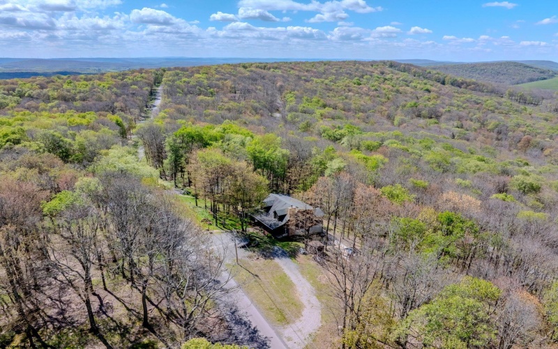 1755 Alpine Drive, Terra Alta, West Virginia 26764, 3 Bedrooms Bedrooms, 14 Rooms Rooms,2 BathroomsBathrooms,Single Family Detached,For Sale,Alpine,10164795