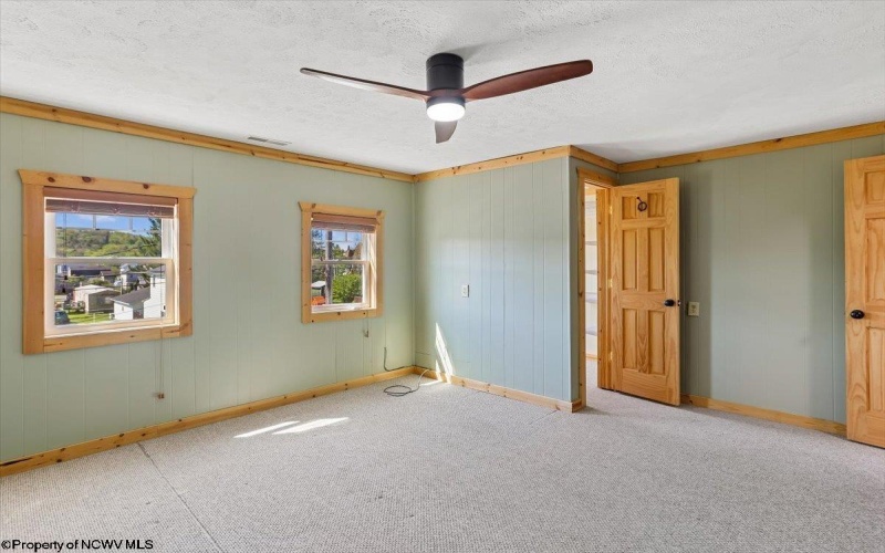 240 Kent Avenue, Davis, West Virginia 26260, 3 Bedrooms Bedrooms, 8 Rooms Rooms,1 BathroomBathrooms,Single Family Detached,For Sale,Kent,10164823