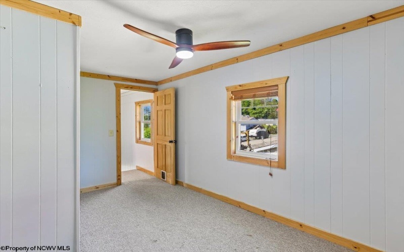 240 Kent Avenue, Davis, West Virginia 26260, 3 Bedrooms Bedrooms, 8 Rooms Rooms,1 BathroomBathrooms,Single Family Detached,For Sale,Kent,10164823