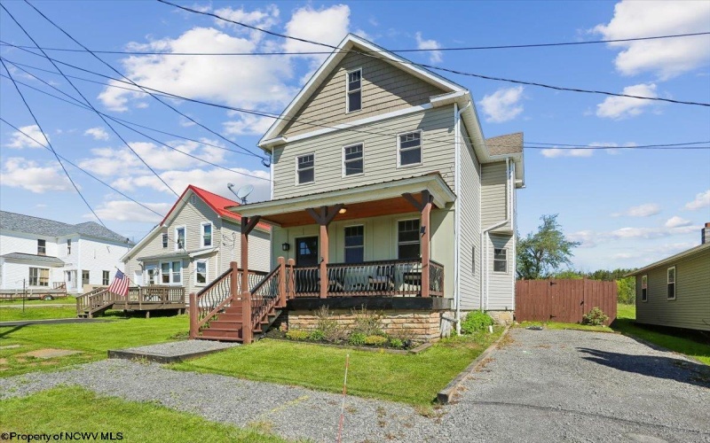 240 Kent Avenue, Davis, West Virginia 26260, 3 Bedrooms Bedrooms, 8 Rooms Rooms,1 BathroomBathrooms,Single Family Detached,For Sale,Kent,10164823