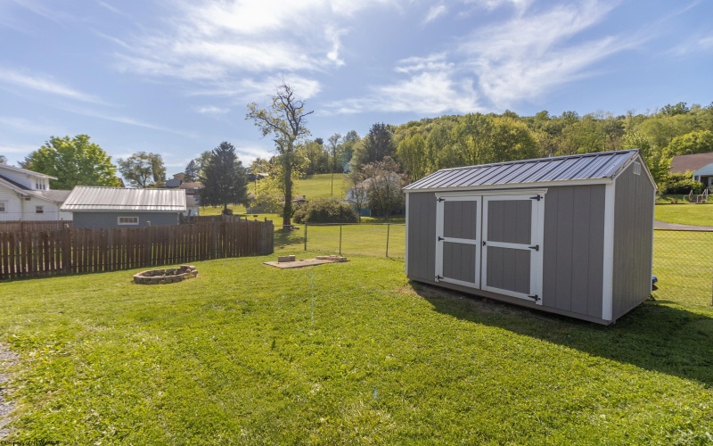 467 Victory Avenue, Grafton, West Virginia 26354, 3 Bedrooms Bedrooms, 7 Rooms Rooms,1 BathroomBathrooms,Single Family Detached,For Sale,Victory,10164822