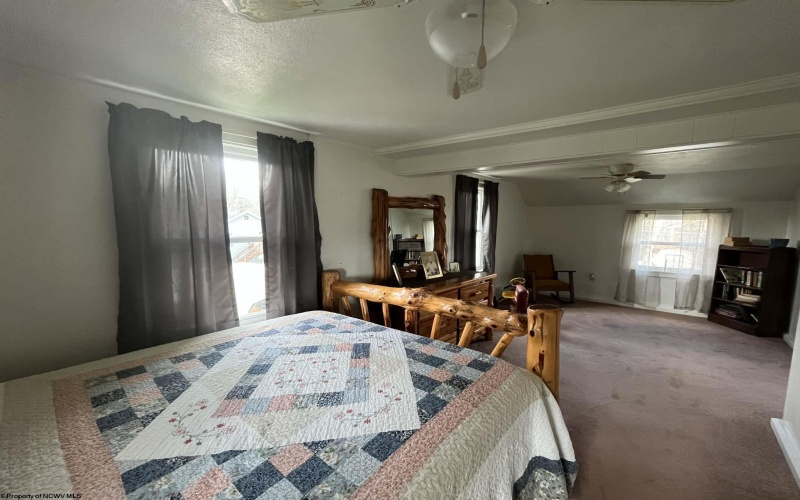 275 S Road, Arthurdale, West Virginia 26520, 3 Bedrooms Bedrooms, 8 Rooms Rooms,2 BathroomsBathrooms,Single Family Detached,For Sale,S,10163680