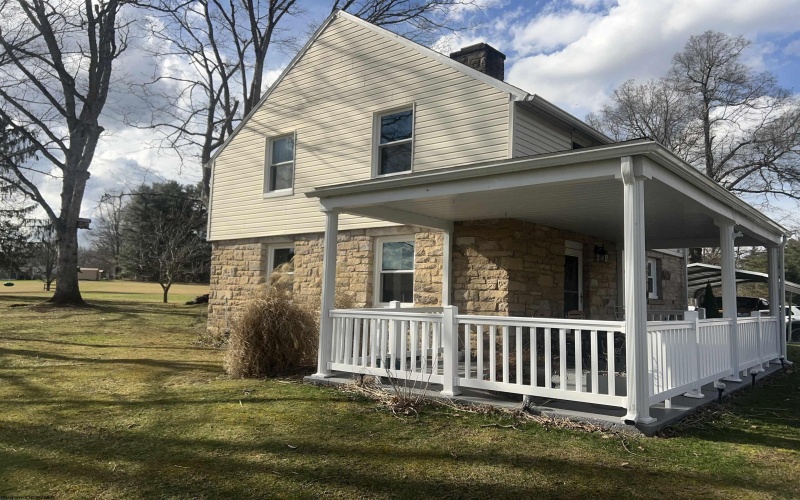 275 S Road, Arthurdale, West Virginia 26520, 3 Bedrooms Bedrooms, 8 Rooms Rooms,2 BathroomsBathrooms,Single Family Detached,For Sale,S,10163680