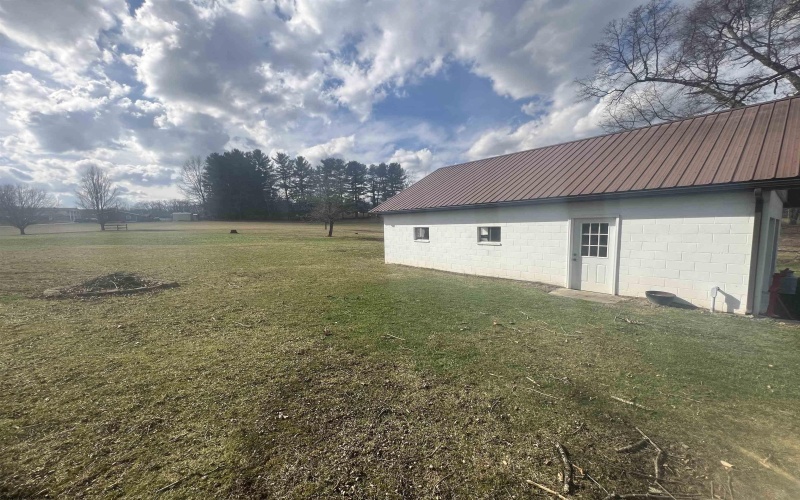 275 S Road, Arthurdale, West Virginia 26520, 3 Bedrooms Bedrooms, 8 Rooms Rooms,2 BathroomsBathrooms,Single Family Detached,For Sale,S,10163680
