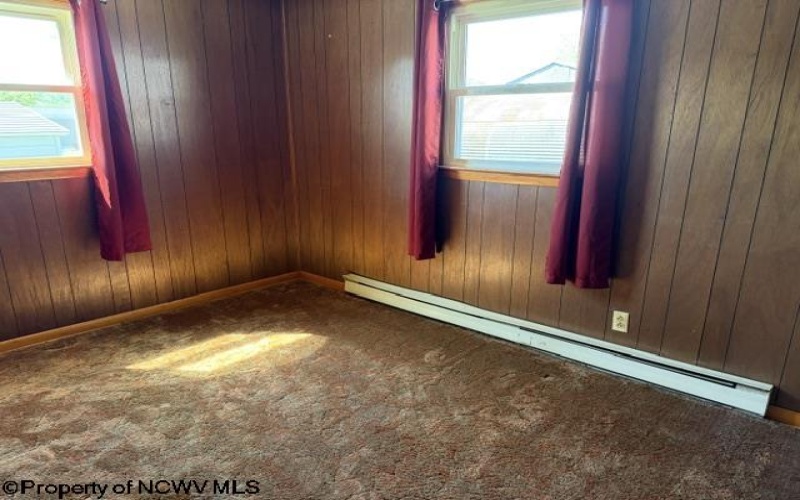 88 Curtis Lane, Belington, West Virginia 26250, 3 Bedrooms Bedrooms, 5 Rooms Rooms,1 BathroomBathrooms,Single Family Detached,For Sale,Curtis,10164800