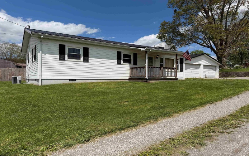 88 Curtis Lane, Belington, West Virginia 26250, 3 Bedrooms Bedrooms, 5 Rooms Rooms,1 BathroomBathrooms,Single Family Detached,For Sale,Curtis,10164800
