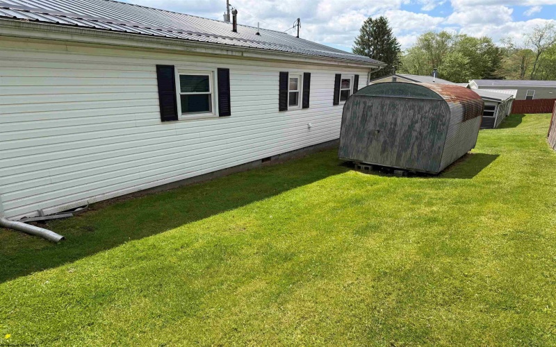 88 Curtis Lane, Belington, West Virginia 26250, 3 Bedrooms Bedrooms, 5 Rooms Rooms,1 BathroomBathrooms,Single Family Detached,For Sale,Curtis,10164800