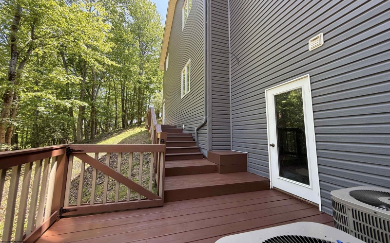 194 Beech Street, Buckhannon, West Virginia 26201, 6 Bedrooms Bedrooms, 16 Rooms Rooms,3 BathroomsBathrooms,Single Family Detached,For Sale,Beech,10164801