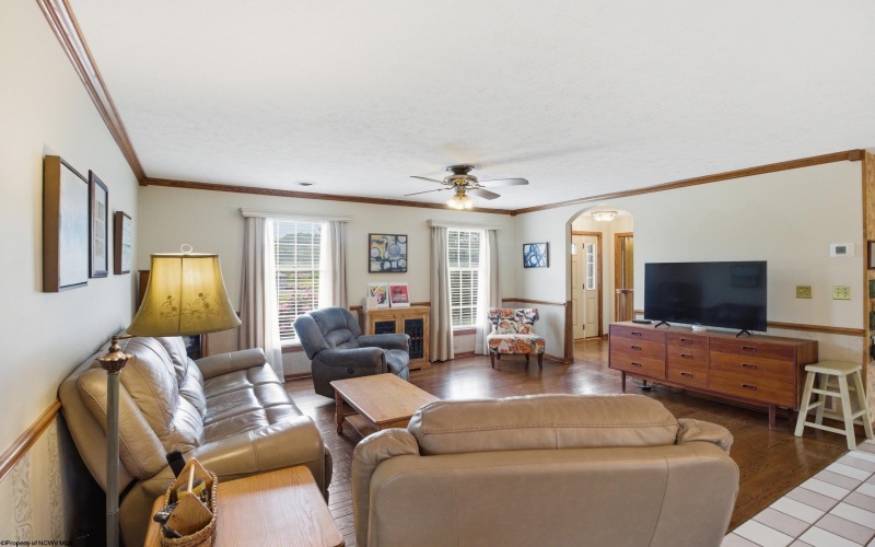 108 Hillview Lane, Buckhannon, West Virginia 26201, 4 Bedrooms Bedrooms, 13 Rooms Rooms,3 BathroomsBathrooms,Single Family Detached,For Sale,Hillview,10164819