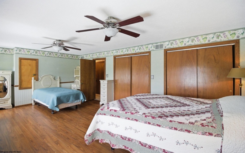 108 Hillview Lane, Buckhannon, West Virginia 26201, 4 Bedrooms Bedrooms, 13 Rooms Rooms,3 BathroomsBathrooms,Single Family Detached,For Sale,Hillview,10164819