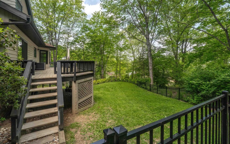 615 Poplar Woods Drive, Morgantown, West Virginia 26505, 5 Bedrooms Bedrooms, 12 Rooms Rooms,5 BathroomsBathrooms,Single Family Detached,For Sale,Poplar Woods,10164821