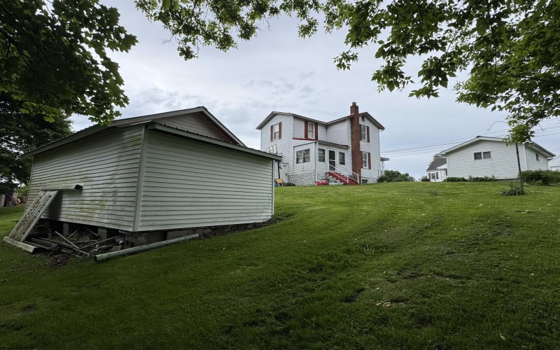 172 Hundley Street, Masontown, West Virginia 26542, 3 Bedrooms Bedrooms, 7 Rooms Rooms,1 BathroomBathrooms,Single Family Detached,For Sale,Hundley,10164816
