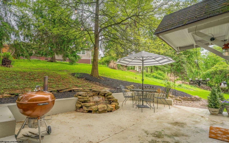 11 Sunset Drive, Fairmont, West Virginia 26554, 3 Bedrooms Bedrooms, 7 Rooms Rooms,1 BathroomBathrooms,Single Family Detached,For Sale,Sunset,10164824 11 Sunset Drive, Fairmont, West Virginia 26554, 3 Bedrooms Bedrooms, 7 Rooms Rooms,1 BathroomBathrooms,Single Family Detached,For Sale,Sunset,10164824