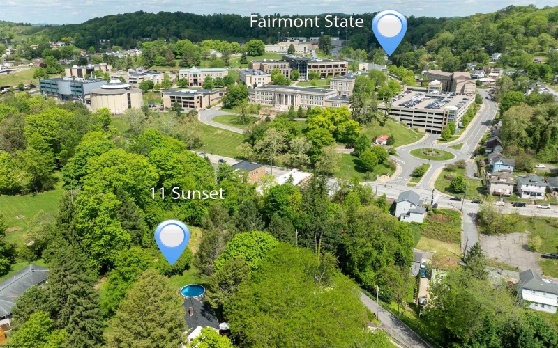 11 Sunset Drive, Fairmont, West Virginia 26554, 3 Bedrooms Bedrooms, 7 Rooms Rooms,1 BathroomBathrooms,Single Family Detached,For Sale,Sunset,10164824 11 Sunset Drive, Fairmont, West Virginia 26554, 3 Bedrooms Bedrooms, 7 Rooms Rooms,1 BathroomBathrooms,Single Family Detached,For Sale,Sunset,10164824