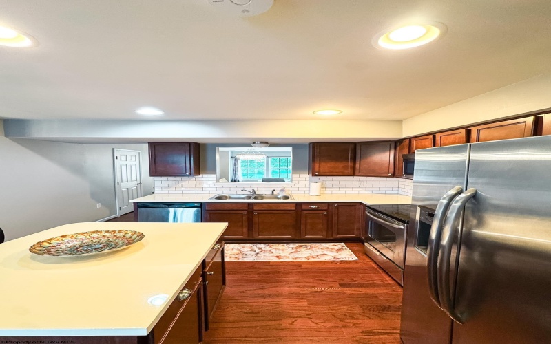 209 Raven Run, Morgantown, West Virginia 26508, 3 Bedrooms Bedrooms, 5 Rooms Rooms,3 BathroomsBathrooms,Residential Rentals,For Rent,Raven,10164831