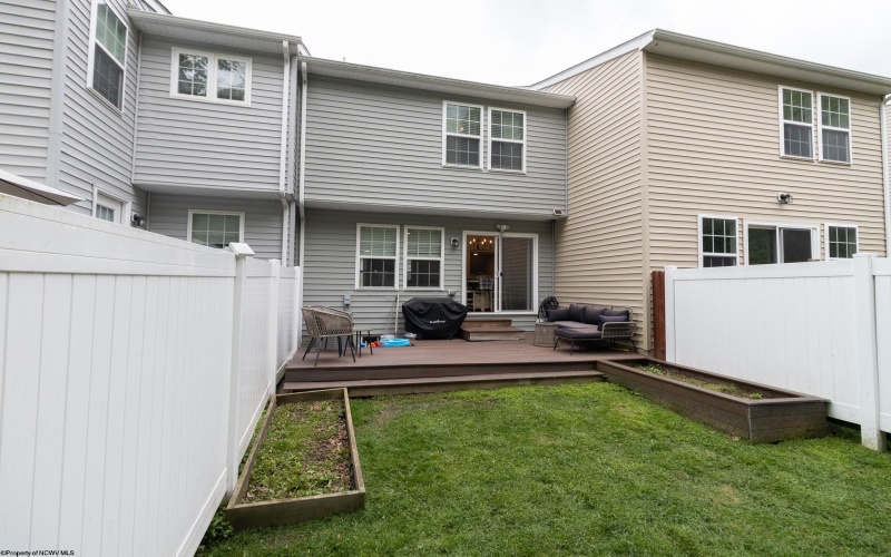 205 Queensbury Court, Fairmont, West Virginia 26554, 3 Bedrooms Bedrooms, 6 Rooms Rooms,2 BathroomsBathrooms,Single Family Detached,For Sale,Queensbury,10164872