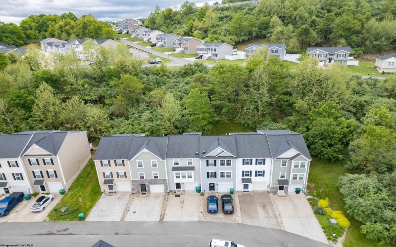 205 Queensbury Court, Fairmont, West Virginia 26554, 3 Bedrooms Bedrooms, 6 Rooms Rooms,2 BathroomsBathrooms,Single Family Detached,For Sale,Queensbury,10164872