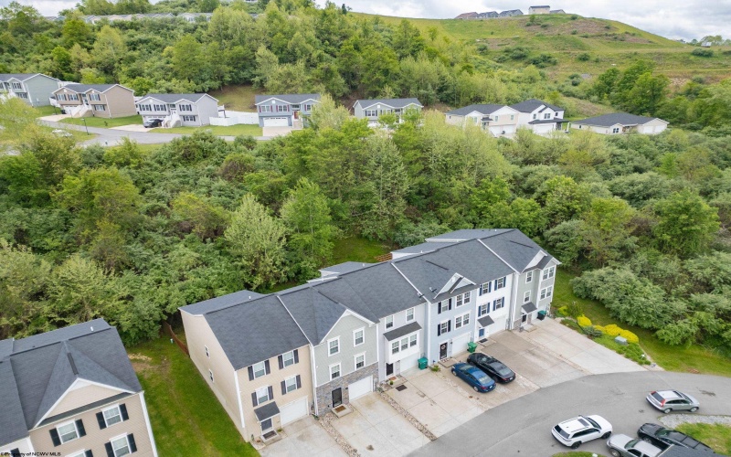 205 Queensbury Court, Fairmont, West Virginia 26554, 3 Bedrooms Bedrooms, 6 Rooms Rooms,2 BathroomsBathrooms,Single Family Detached,For Sale,Queensbury,10164872