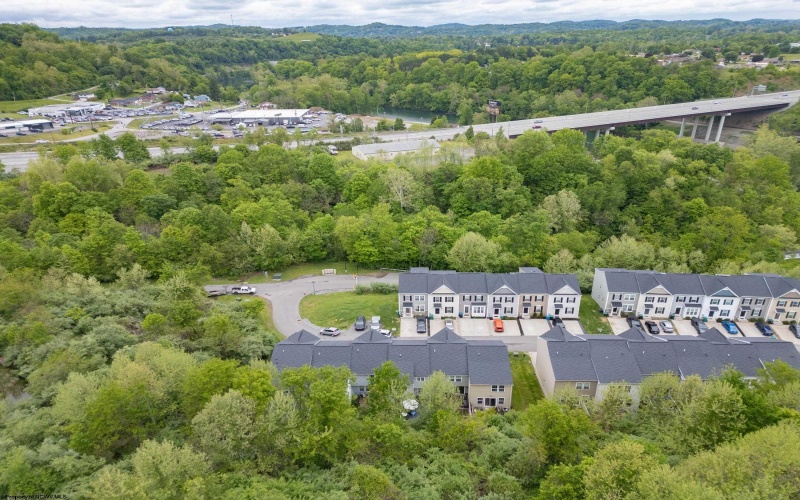 205 Queensbury Court, Fairmont, West Virginia 26554, 3 Bedrooms Bedrooms, 6 Rooms Rooms,2 BathroomsBathrooms,Single Family Detached,For Sale,Queensbury,10164872