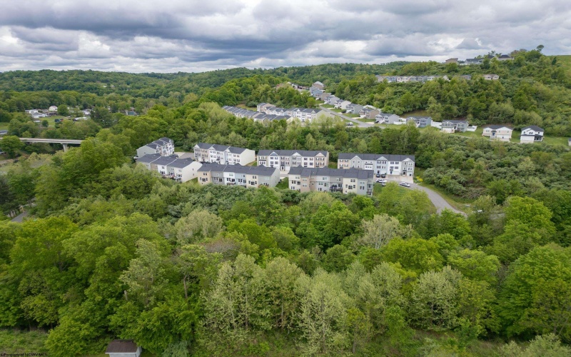 205 Queensbury Court, Fairmont, West Virginia 26554, 3 Bedrooms Bedrooms, 6 Rooms Rooms,2 BathroomsBathrooms,Single Family Detached,For Sale,Queensbury,10164872
