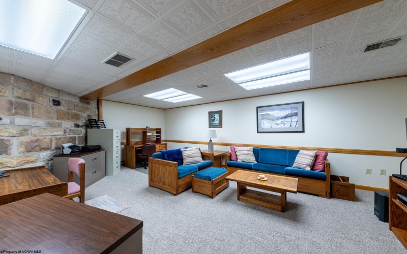 102 Country Club Court, Terra Alta, West Virginia 26764, 3 Bedrooms Bedrooms, 10 Rooms Rooms,3 BathroomsBathrooms,Single Family Detached,For Sale,Country Club,10164870