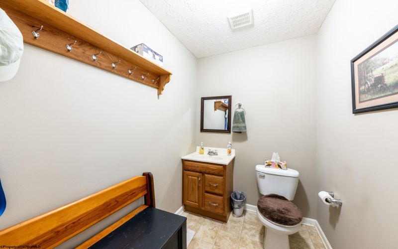 2776 Vista View Road, Kingwood, West Virginia 26537, 3 Bedrooms Bedrooms, 6 Rooms Rooms,2 BathroomsBathrooms,Single Family Detached,For Sale,Vista View,10164869