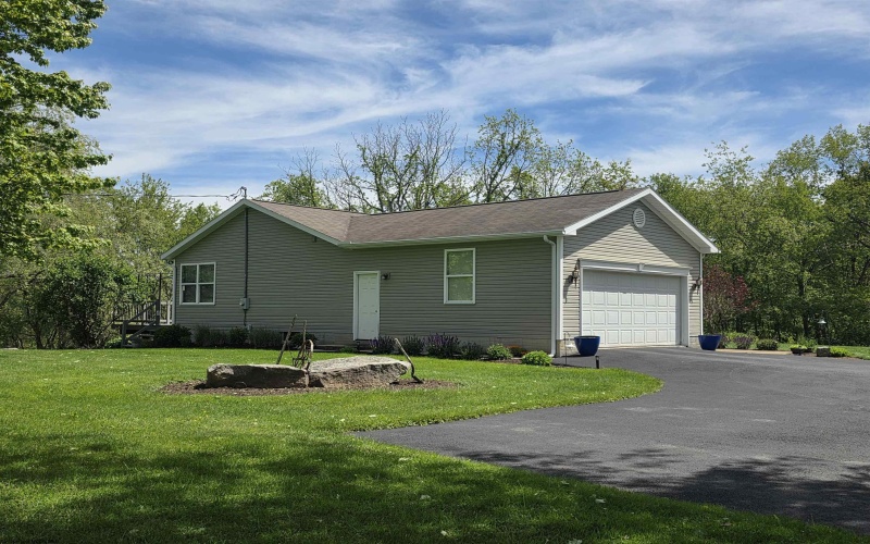 2776 Vista View Road, Kingwood, West Virginia 26537, 3 Bedrooms Bedrooms, 6 Rooms Rooms,2 BathroomsBathrooms,Single Family Detached,For Sale,Vista View,10164869