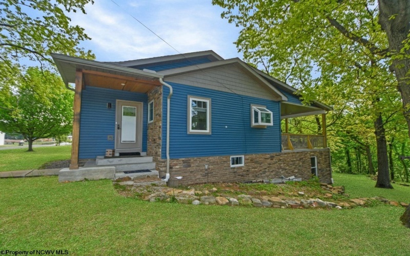 1114 Harvatis Street, Morgantown, West Virginia 26508, 4 Bedrooms Bedrooms, 9 Rooms Rooms,2 BathroomsBathrooms,Single Family Detached,For Sale,Harvatis,10164855 1114 Harvatis Street, Morgantown, West Virginia 26508, 4 Bedrooms Bedrooms, 9 Rooms Rooms,2 BathroomsBathrooms,Single Family Detached,For Sale,Harvatis,10164855
