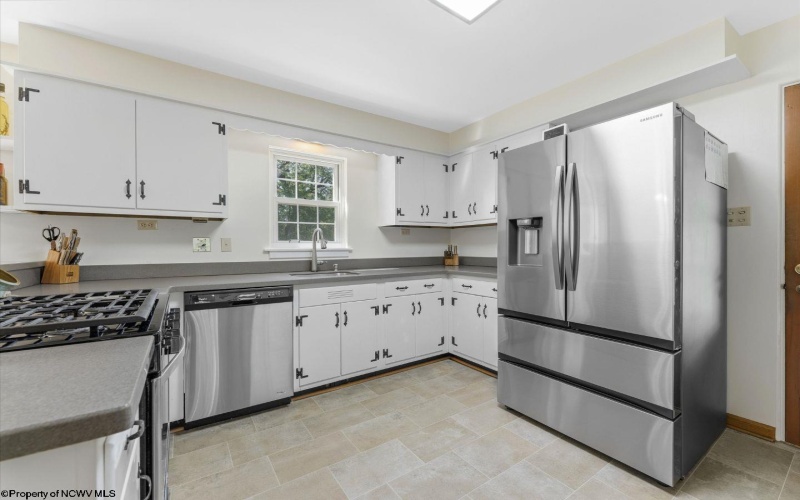 512 Laurel Drive, Fairmont, West Virginia 26554, 3 Bedrooms Bedrooms, 10 Rooms Rooms,2 BathroomsBathrooms,Single Family Detached,For Sale,Laurel,10164856 512 Laurel Drive, Fairmont, West Virginia 26554, 3 Bedrooms Bedrooms, 10 Rooms Rooms,2 BathroomsBathrooms,Single Family Detached,For Sale,Laurel,10164856