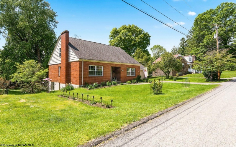 512 Laurel Drive, Fairmont, West Virginia 26554, 3 Bedrooms Bedrooms, 10 Rooms Rooms,2 BathroomsBathrooms,Single Family Detached,For Sale,Laurel,10164856 512 Laurel Drive, Fairmont, West Virginia 26554, 3 Bedrooms Bedrooms, 10 Rooms Rooms,2 BathroomsBathrooms,Single Family Detached,For Sale,Laurel,10164856