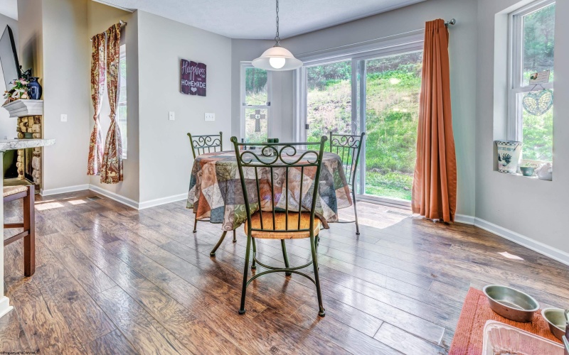 147 Craig Run Road, Rivesville, West Virginia 26588, 4 Bedrooms Bedrooms, 10 Rooms Rooms,3 BathroomsBathrooms,Single Family Detached,For Sale,Craig Run,10164860