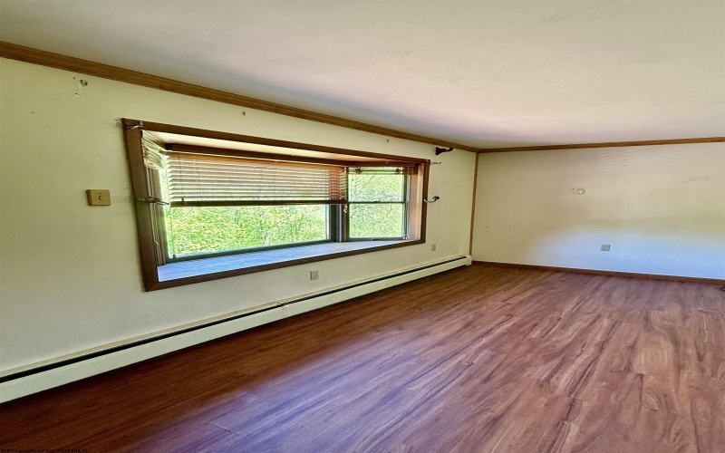 1463 Jarvisville Road, Salem, West Virginia 26426, 3 Bedrooms Bedrooms, 7 Rooms Rooms,2 BathroomsBathrooms,Single Family Detached,For Sale,Jarvisville,10164866