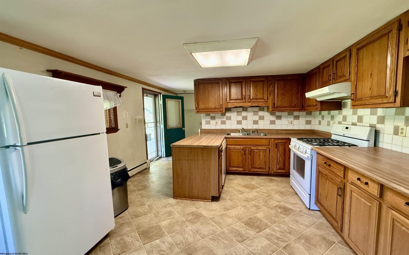 1463 Jarvisville Road, Salem, West Virginia 26426, 3 Bedrooms Bedrooms, 7 Rooms Rooms,2 BathroomsBathrooms,Single Family Detached,For Sale,Jarvisville,10164866